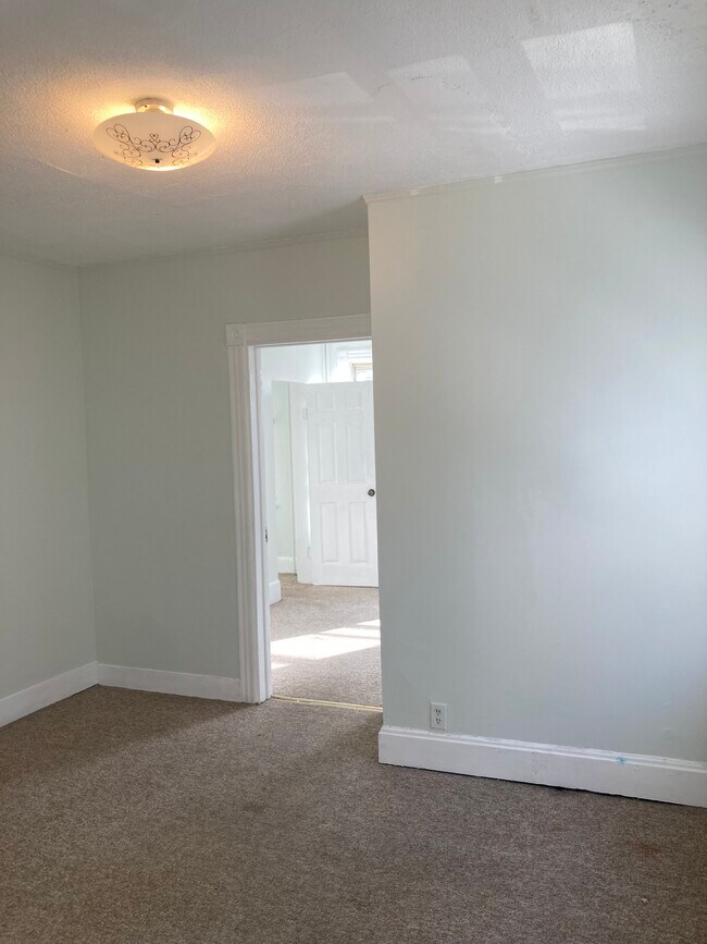 Bedroom - 21 Congress St