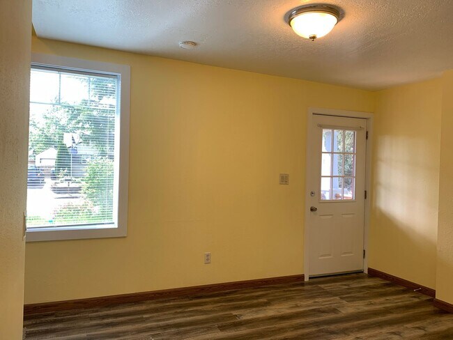 Foto del edificio - 605 Beech St