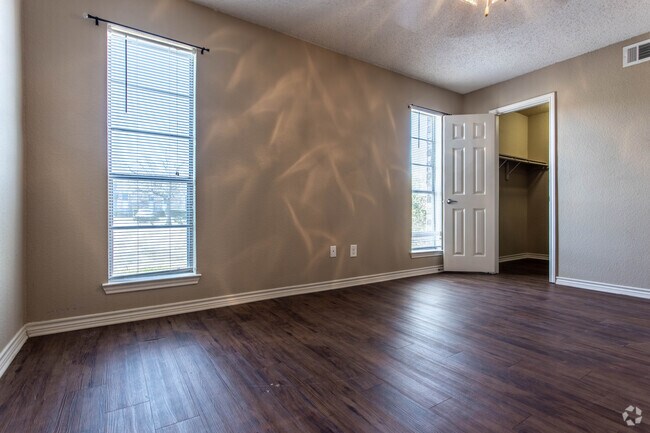 1 HAB, 1 BA - 714 ft² - Encore At 9th Avenue
