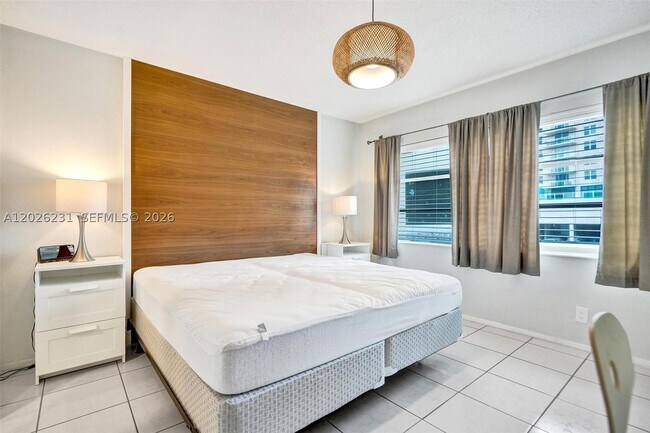 Foto del edificio - 450 Paradise Isle Blvd