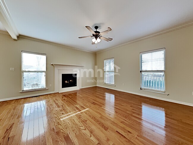 Foto del edificio - 1523 Bailey Park