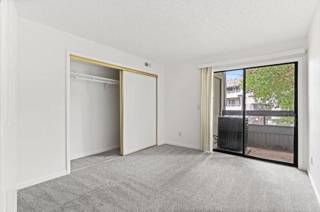 Foto del edificio - 14499 E 1st Dr