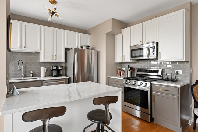 Foto del edificio - 1717 S Prairie Ave