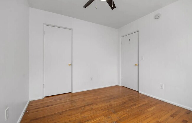 Foto del edificio - 337 E 41st St