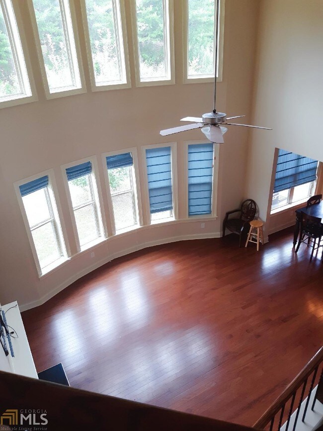 Building Photo - 1340 Sunnys Halo Drive