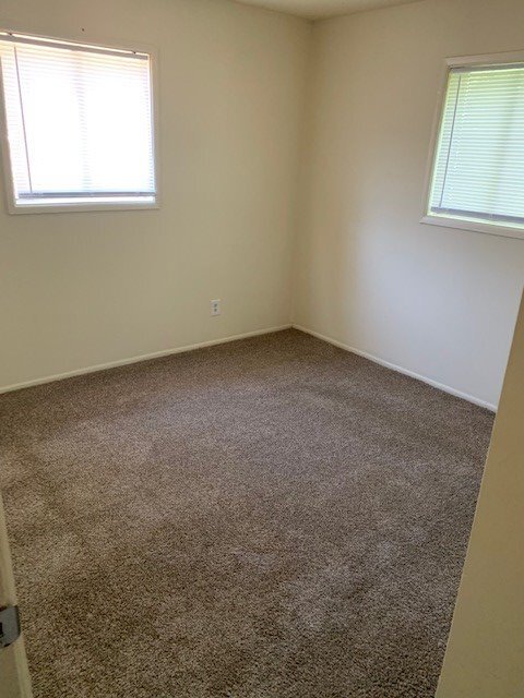 Foto del edificio - Unique 4 bedroom home available NOW