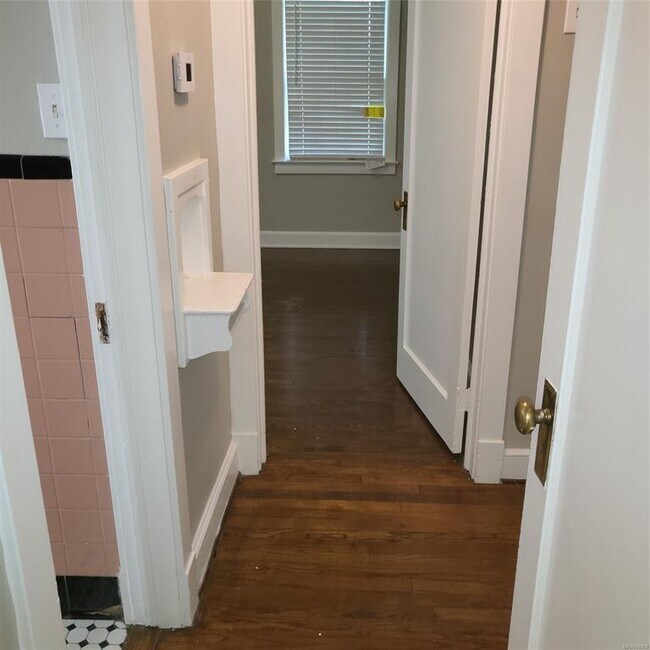 Foto del edificio - 3747 Narrow Lane Rd