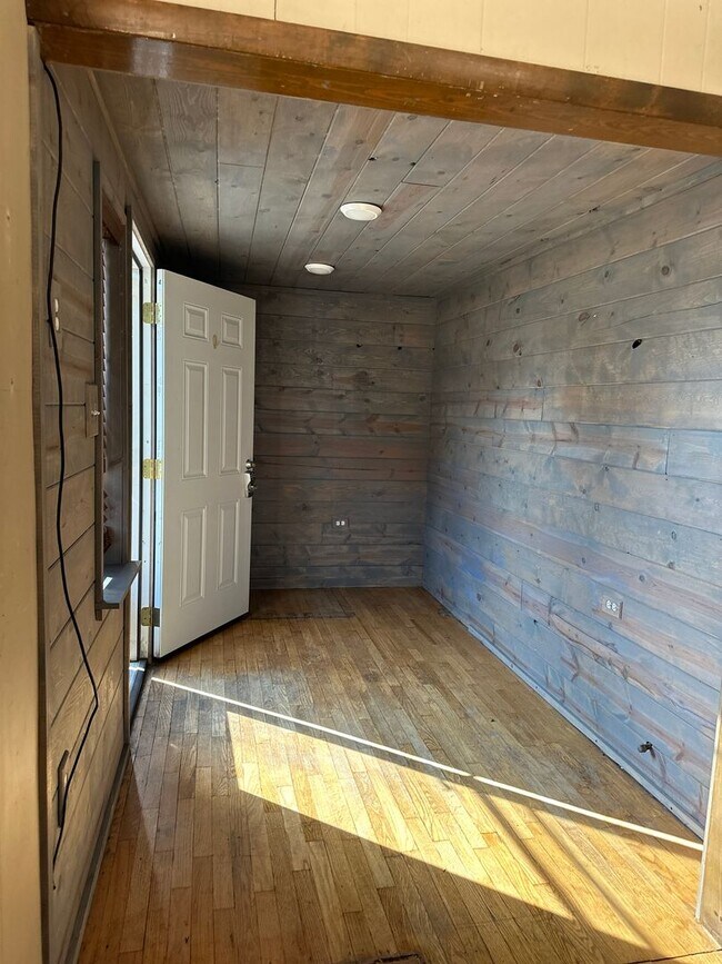 Foto del edificio - $1,500.00 Move-in-special