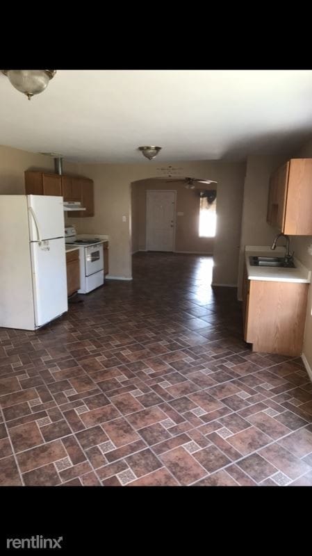 Foto del edificio - 4 br, 2 bath House - 11811 Mohawk Dr