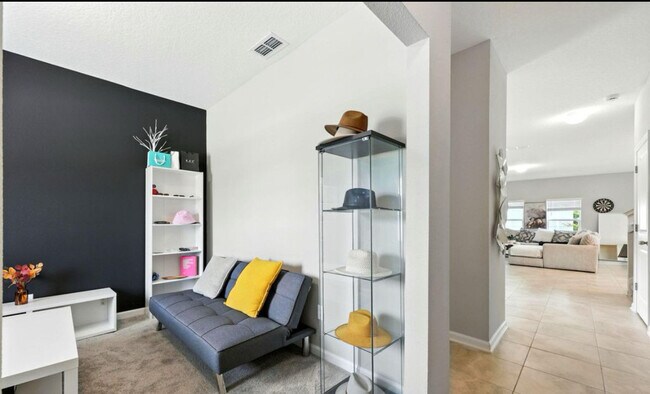 Foto del edificio - 2127 Sweet Pine Ct