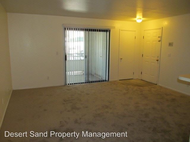Building Photo - 5161 Lindell Rd