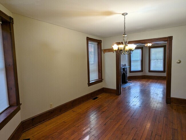 Foto del edificio - 335-337 Mifflin Place