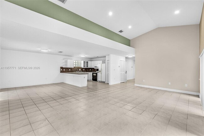 Foto del edificio - 8211 NW 194th Terrace