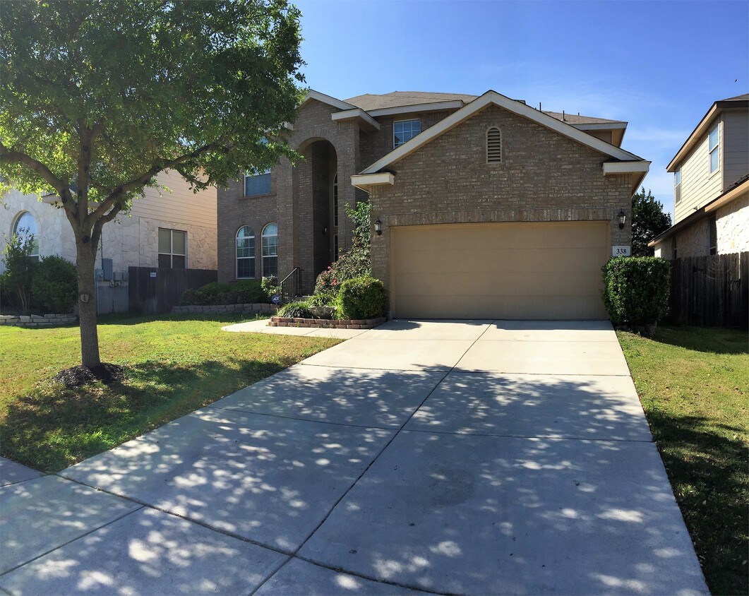 Foto principal - 338 Eglington Way