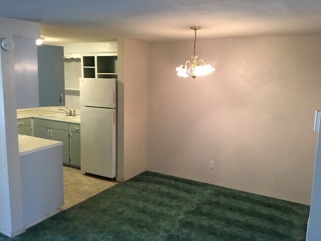 Foto del edificio - 2 Bedroom Duplex in Santa Clara Area