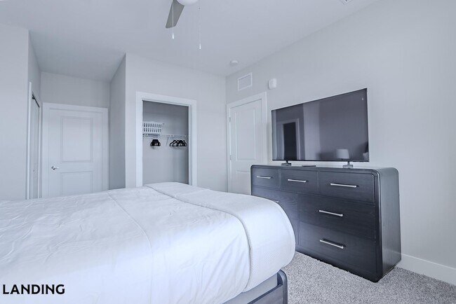 Building Photo - 2361 Commerce Park Dr NE