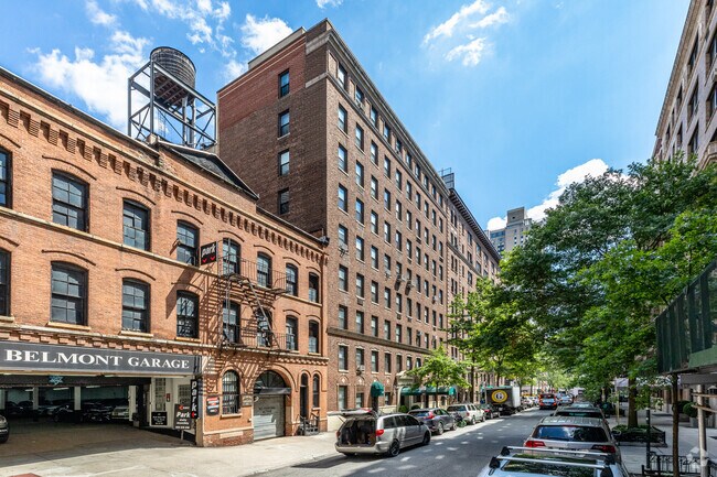 Building Photo - 119-121 E 84th St