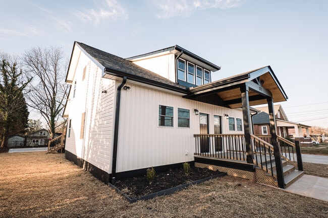 Photo - Unit A House