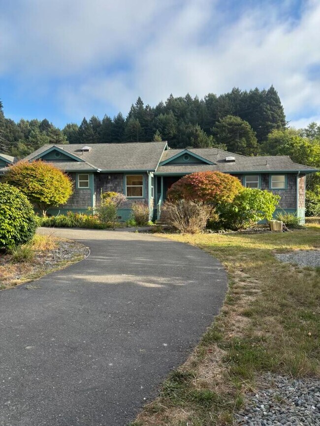 Foto del edificio - 70 Rocky Creek Rd