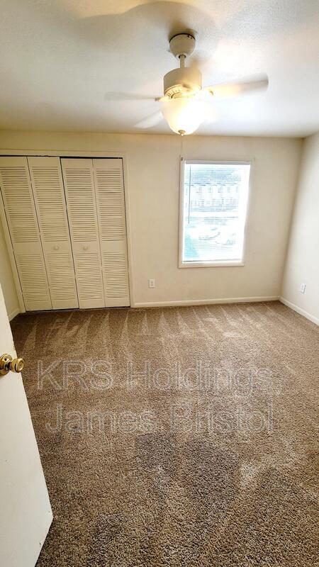 Foto principal - 3901 Keswick Pl