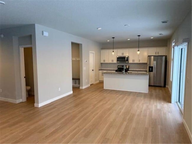 Foto del edificio - 11341 51st St NE