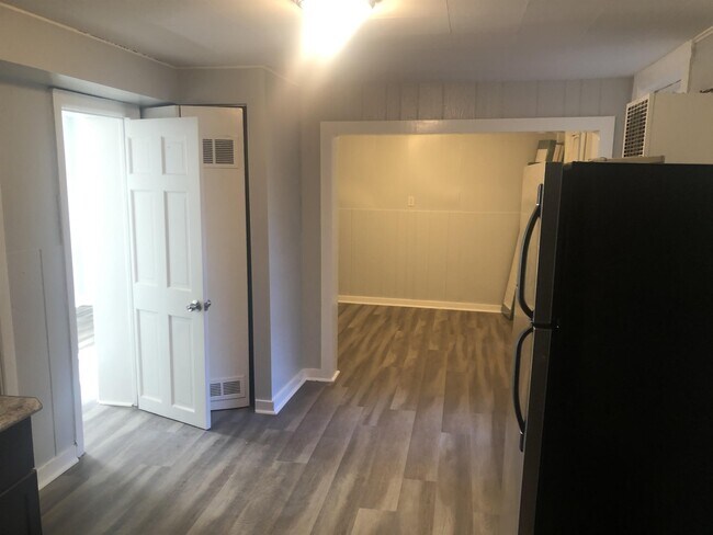 Foto del edificio - 2342 W 18th Pl