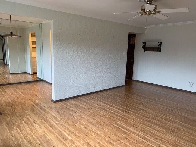 Foto del edificio - 1211 Far Hills Ave