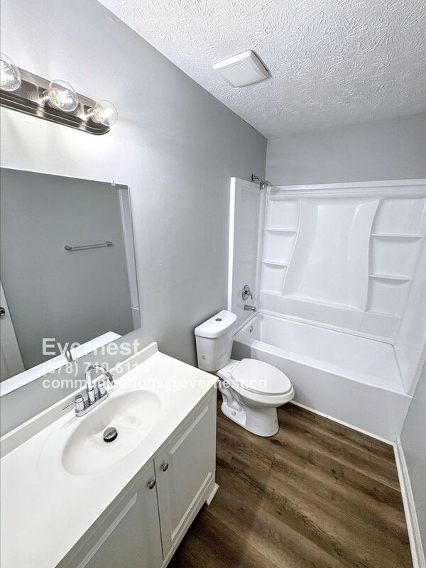 Foto del edificio - 1246 Claywill Cir