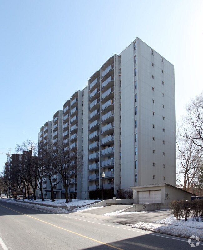 Photo principale - 205 Cosburn