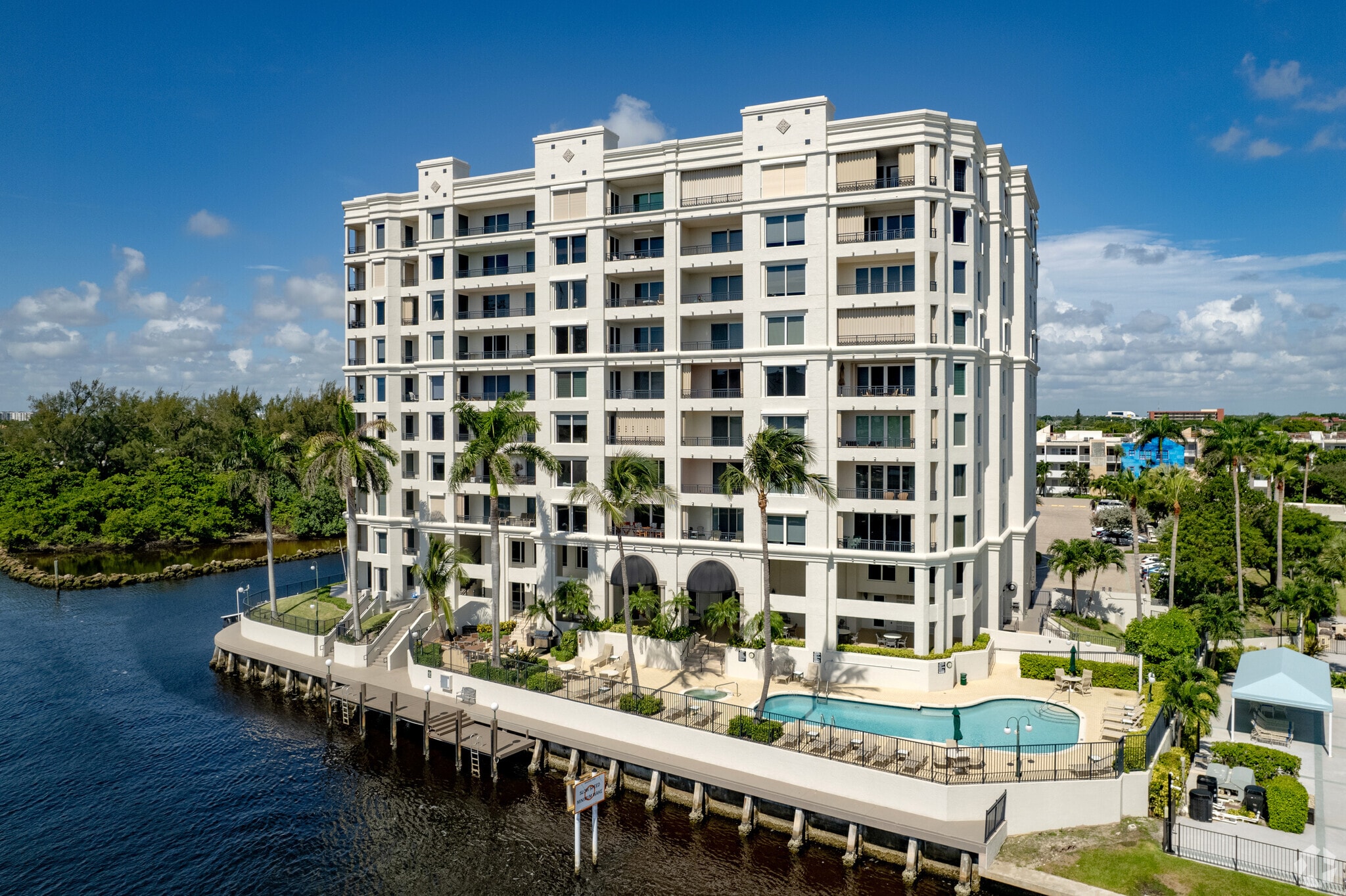 The Pointe at Pompano Beach