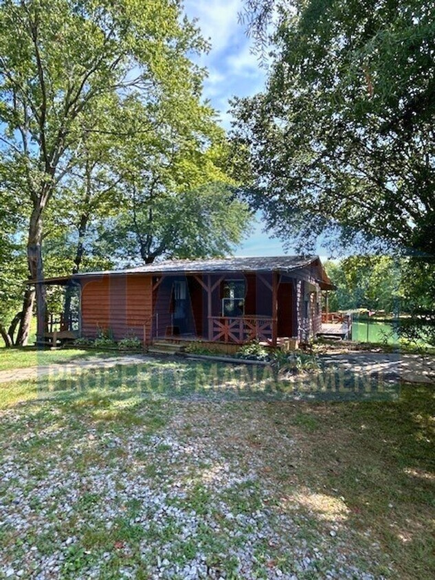 Foto principal - One bedroom cabin w/ private pond!