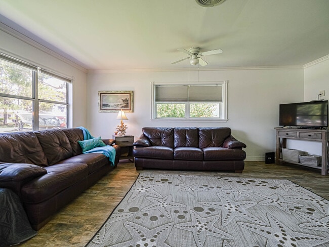 Photo - 1450 5th Ave House