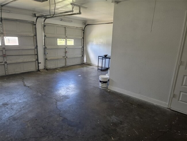 Building Photo - 2502 Coulee St