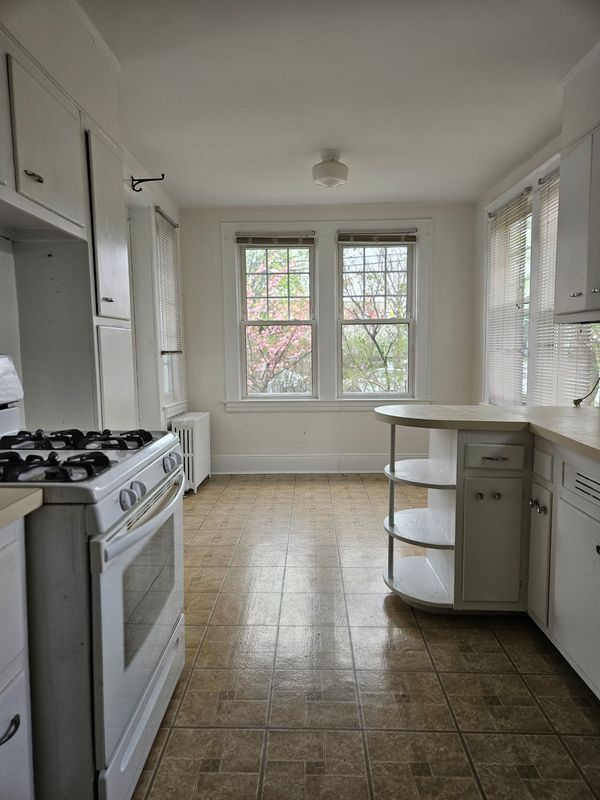 Building Photo - 2770 Academy St