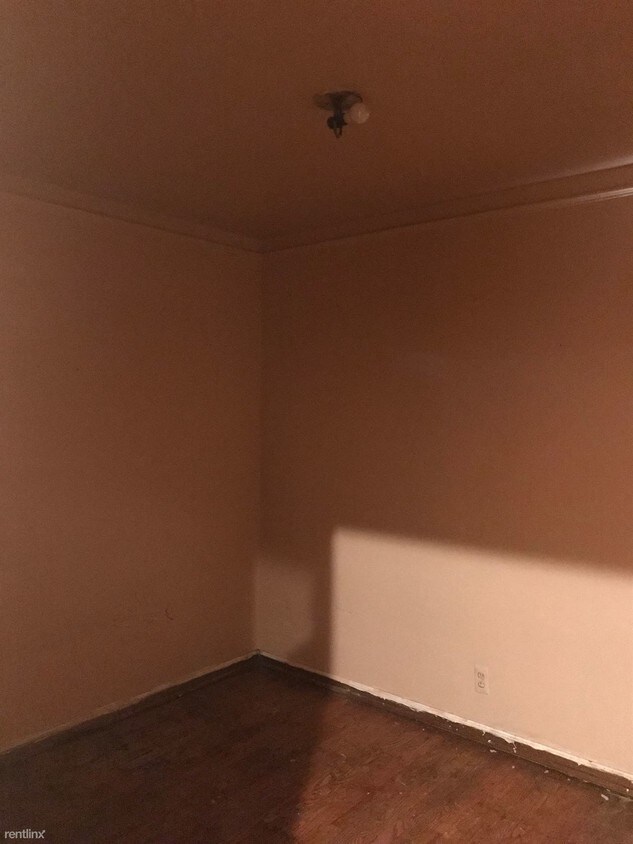 Primary Photo - 12542 Corbett St