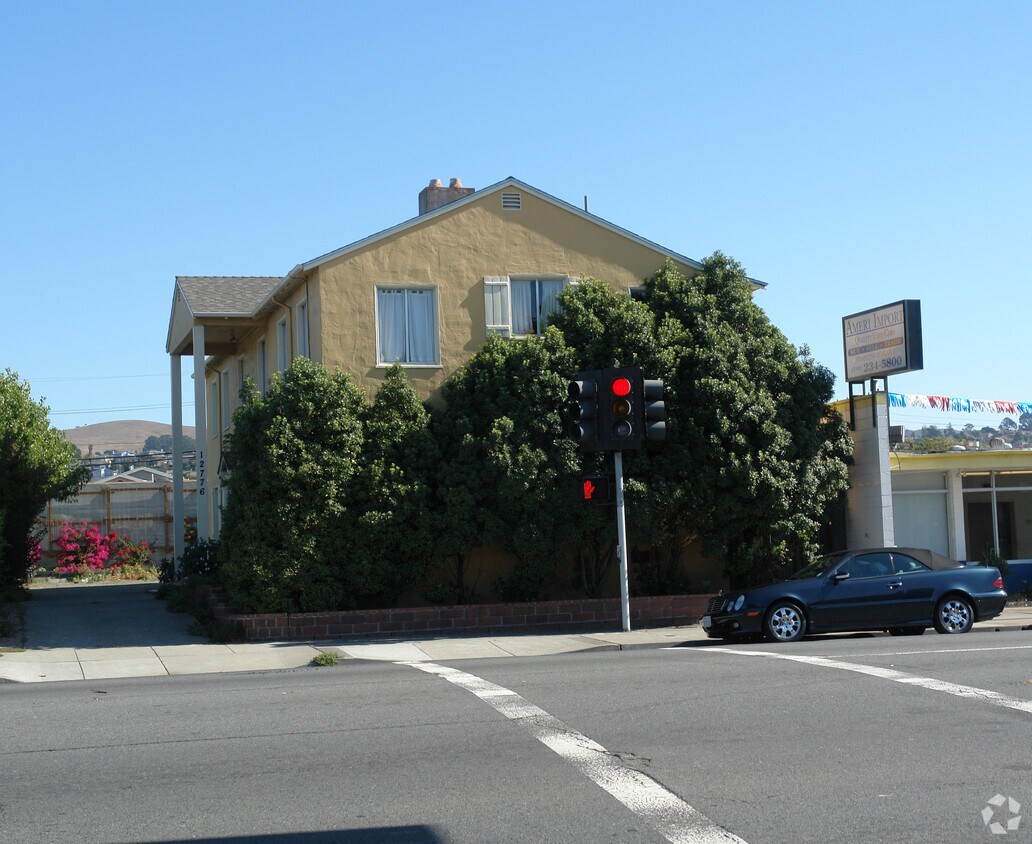 Building Photo - 12776 San Pablo Ave