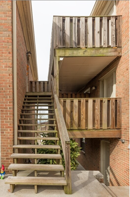 Brownstone II Apartments in Knoxville, TN