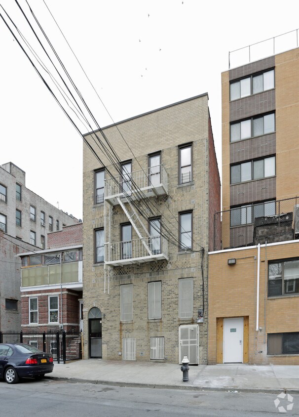 3519 Wayne, Bronx, NY 10467 3519 Wayne Bronx, NY