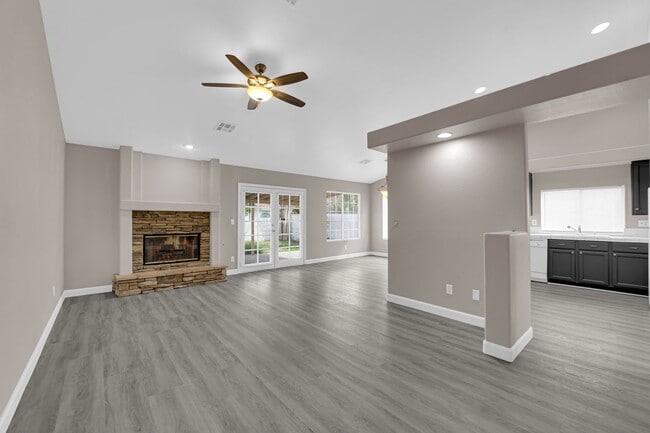 Foto del edificio - Beautiful Single Story home in Painted Desert!