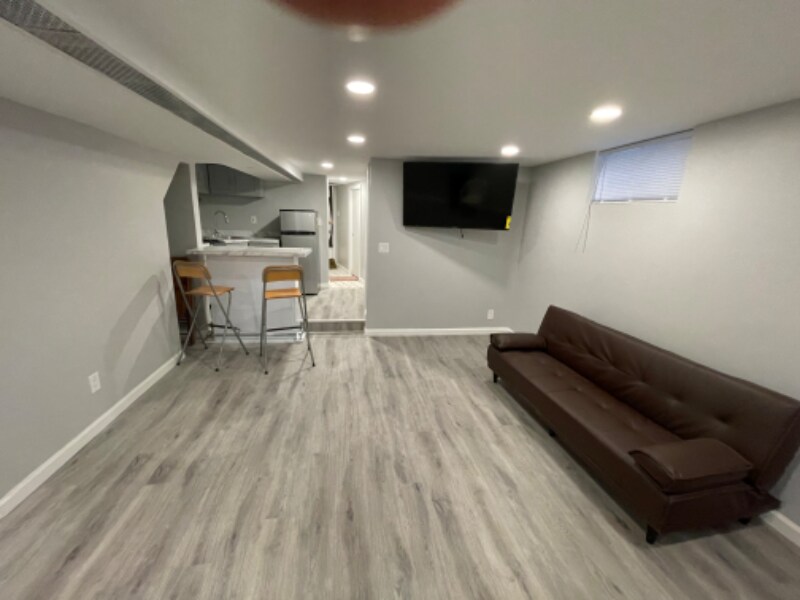 Foto principal - 204 Street Murdock Ave