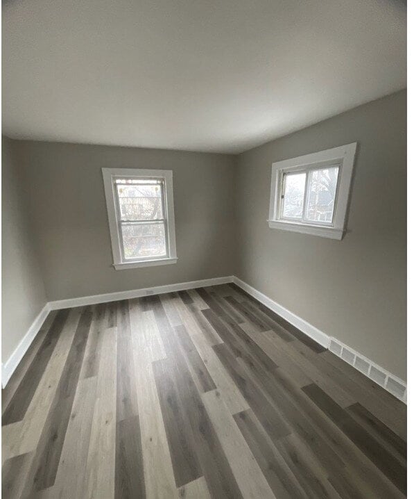 Foto del edificio - 3-Bedroom Duplex in Cleveland's Vibrant Neighborhood!