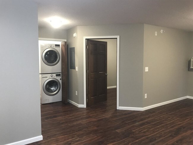 Foto del edificio - 401 S Tower Rd