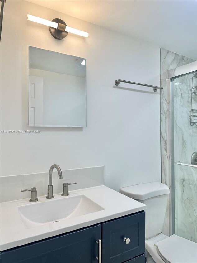 Foto principal - 4655 Palm Ave