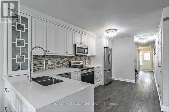 Building Photo - 66 Coleridge Dr