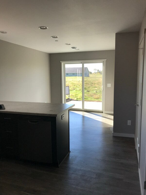 Foto del edificio - 1003 Mack Ln