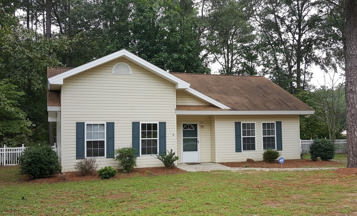 Primary Photo - 11540 Pinecroft St