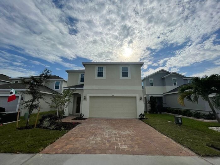 Foto principal - Williams Preserve-Brand New Home-846 Marcel Loop Davenport