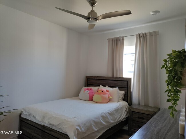 Foto del edificio - 44243 Mahogany St