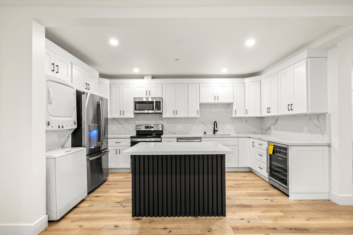 BRAND NEW KITCHEN! - 2210 Martin Luther King Jr Way