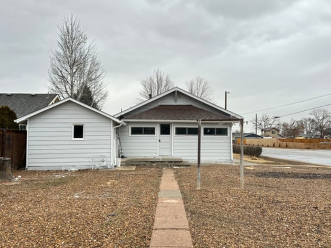 Building Photo - 132 6th St